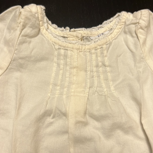 Baby gap blouse - Picture 2 of 3